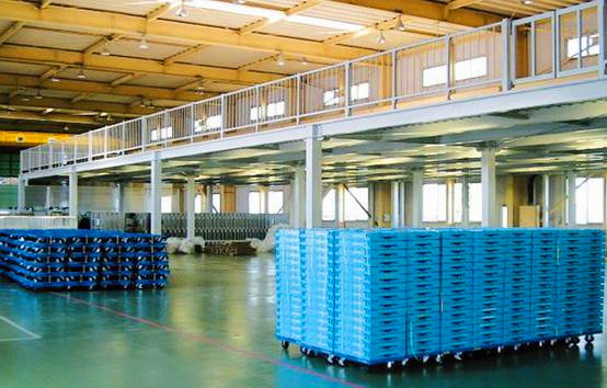 鋼結(jié)構(gòu)平臺(tái)