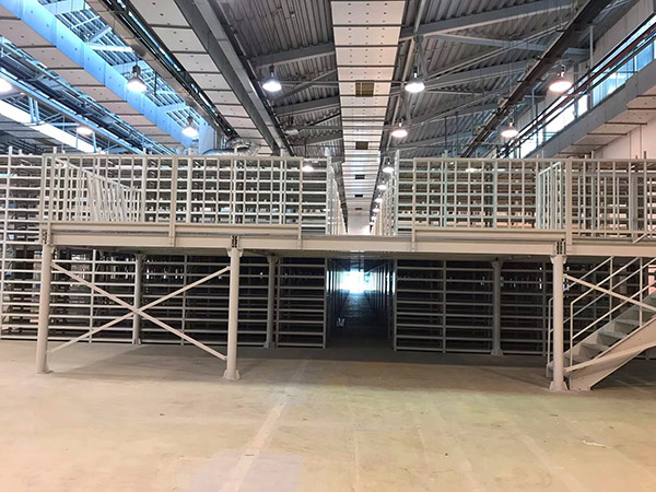 鋼結(jié)構(gòu)平臺(tái)